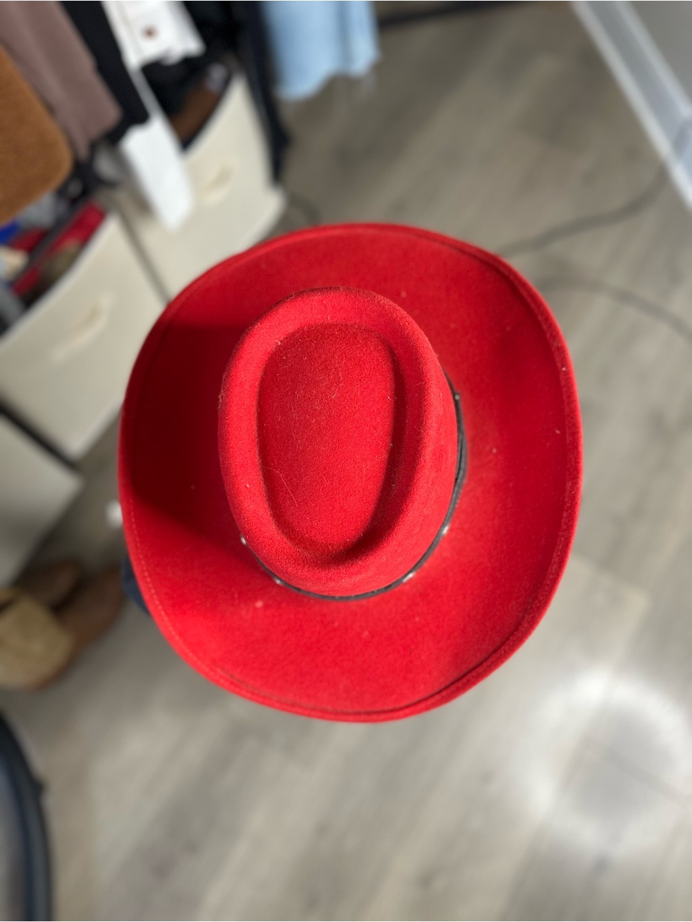 Red Wool Felt Cowboy Hat with Silver Tooled Band - Picture 2 of 7